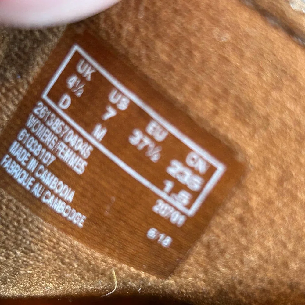 Clarks addiy kara